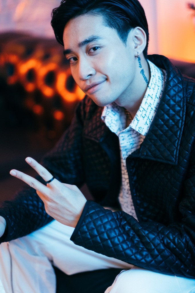 V-Pop chào đón tân binh: Ca sĩ Việt Kiều Đức Uri và Barry Nam Bảo ra mắt MV mới ảnh 1