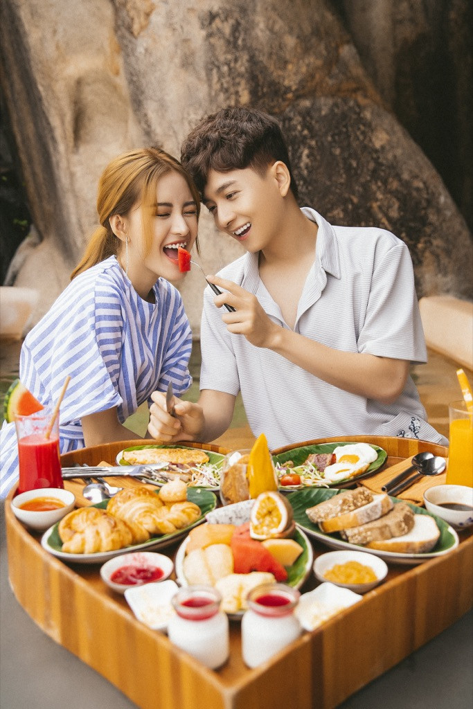 Ngô Kiến Huy nhắn nhủ các cặp đôi qua MV mới: “Trước khi kết thúc hãy nhớ về lý do bắt đầu” ảnh 2