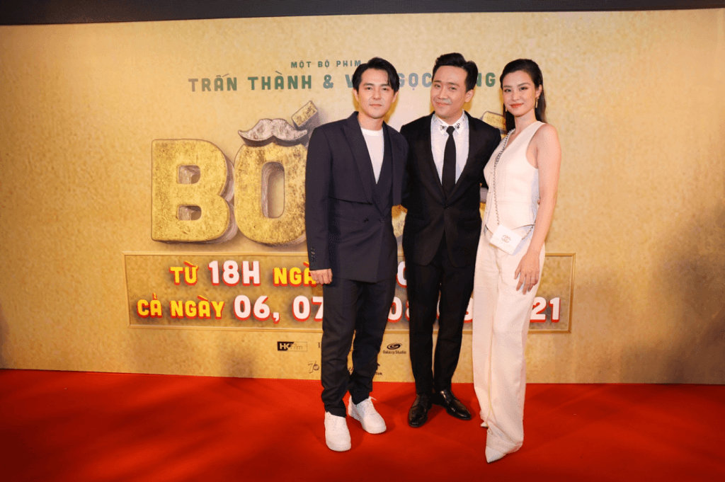 Hà Hồ - Kim Lý, Đông Nhi - Ông Cao Thắng “trốn con” đến chúc mừng “Bố Già” Trấn Thành ảnh 1