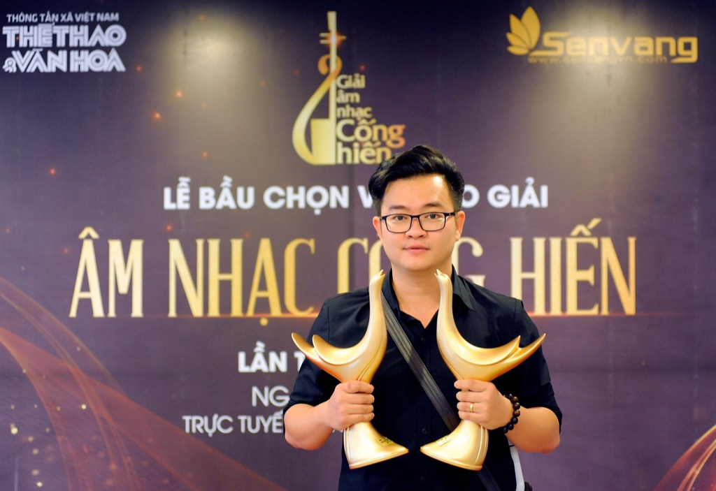 Giải “Cống Hiến 2021“: Dế Choắt được vinh danh là “Nghệ sĩ mới của năm“ ảnh 3