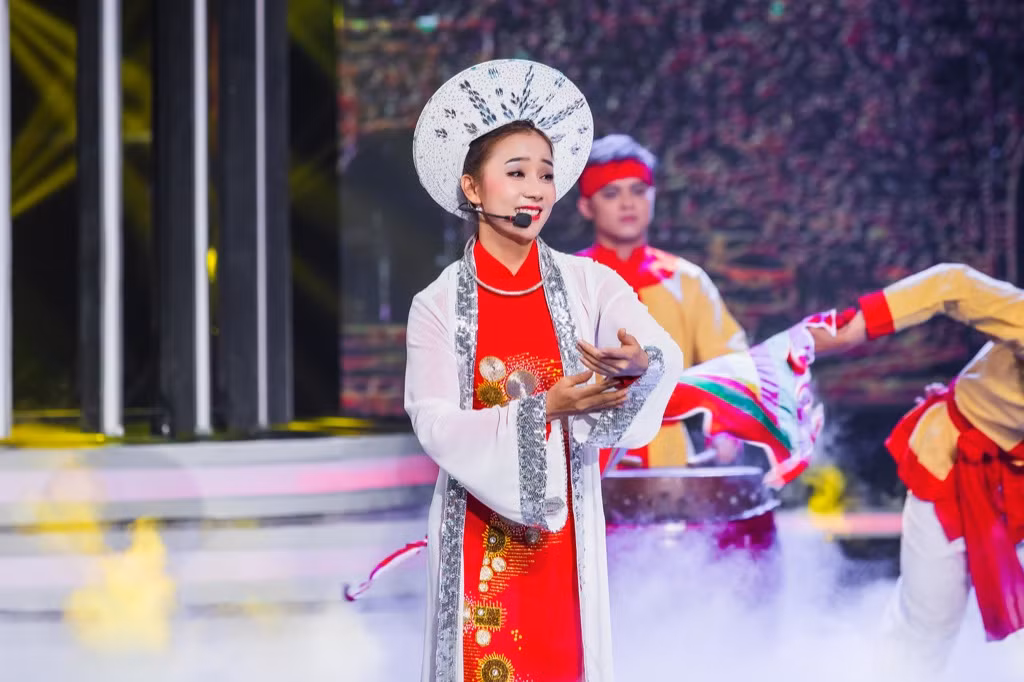Gương Mặt Thân Quen: Cara Phương tiếp tục giành chiến thắng nhờ đóng giả Tóc Tiên xuất thần ảnh 7