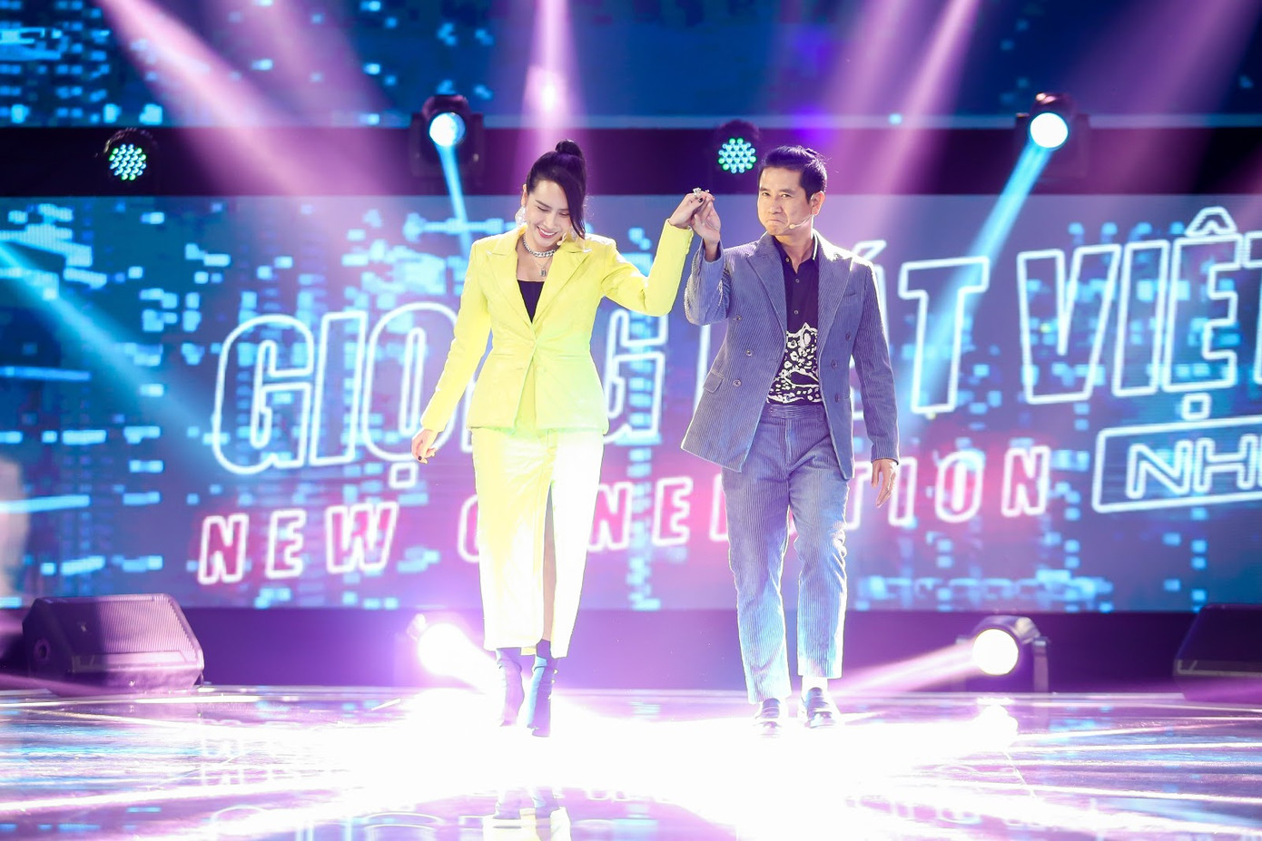 Giọng Hát Việt Nhí: Học trò Hồ Hoài Anh tỏa sáng với sáng tác mới của Pháo - Tez ảnh 4