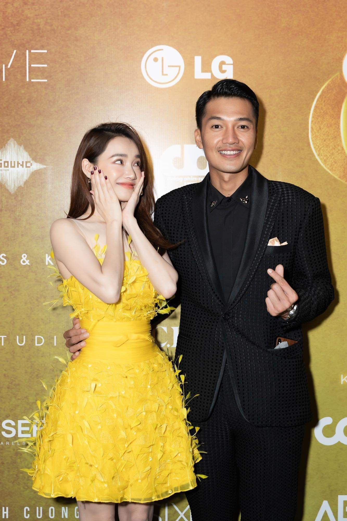 Quang Tuấn tiết lộ bí quyết vào vai vợ chồng với Nhã Phương trong phim “1990” ảnh 4