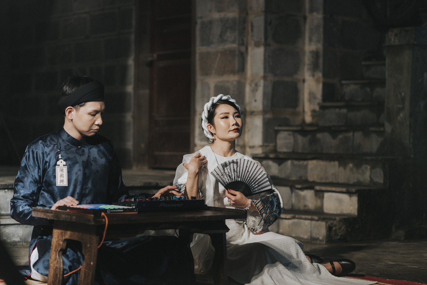 Bình Gold, RichChoi, Chị Cả cùng “vũ trụ rapper” tề tựu trong bản Rap Ca trù độc đáo ảnh 1