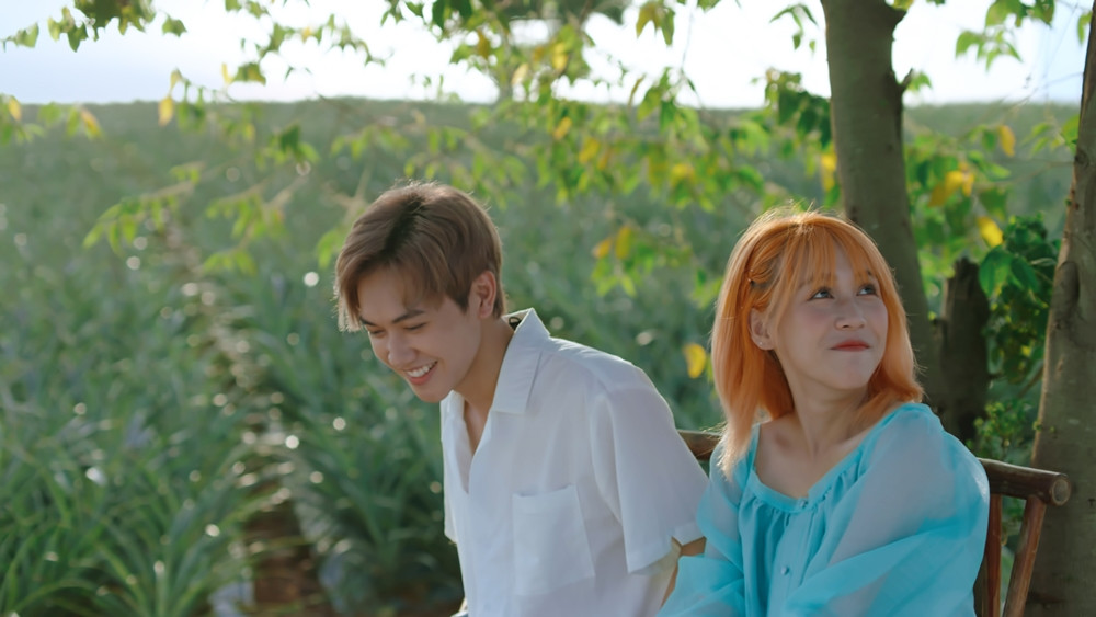 Hậu Hoàng, JSol “bày mưu” giúp Hoàng Duyên chinh phục "Chàng Trai Sơ Mi Hồng" ảnh 2