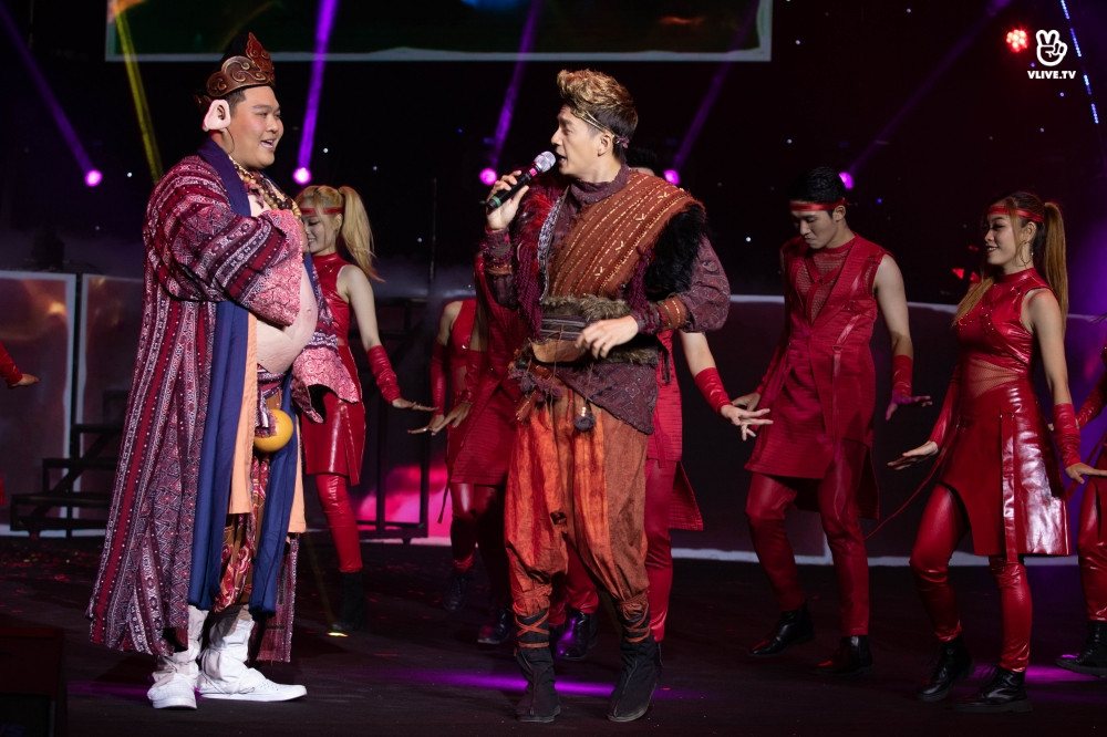 Noo Phước Thịnh thể hiện loạt hit đình đám của năm 2020 đỉnh cao, sâu lắng tại “V Heartbeat“ ảnh 9