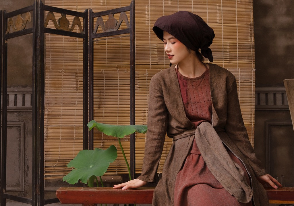 Oanh Kiều khoe sắc trong bộ ảnh đón Xuân Tân Sửu dựa trên hình tượng mẹ Trạng Tí ảnh 5