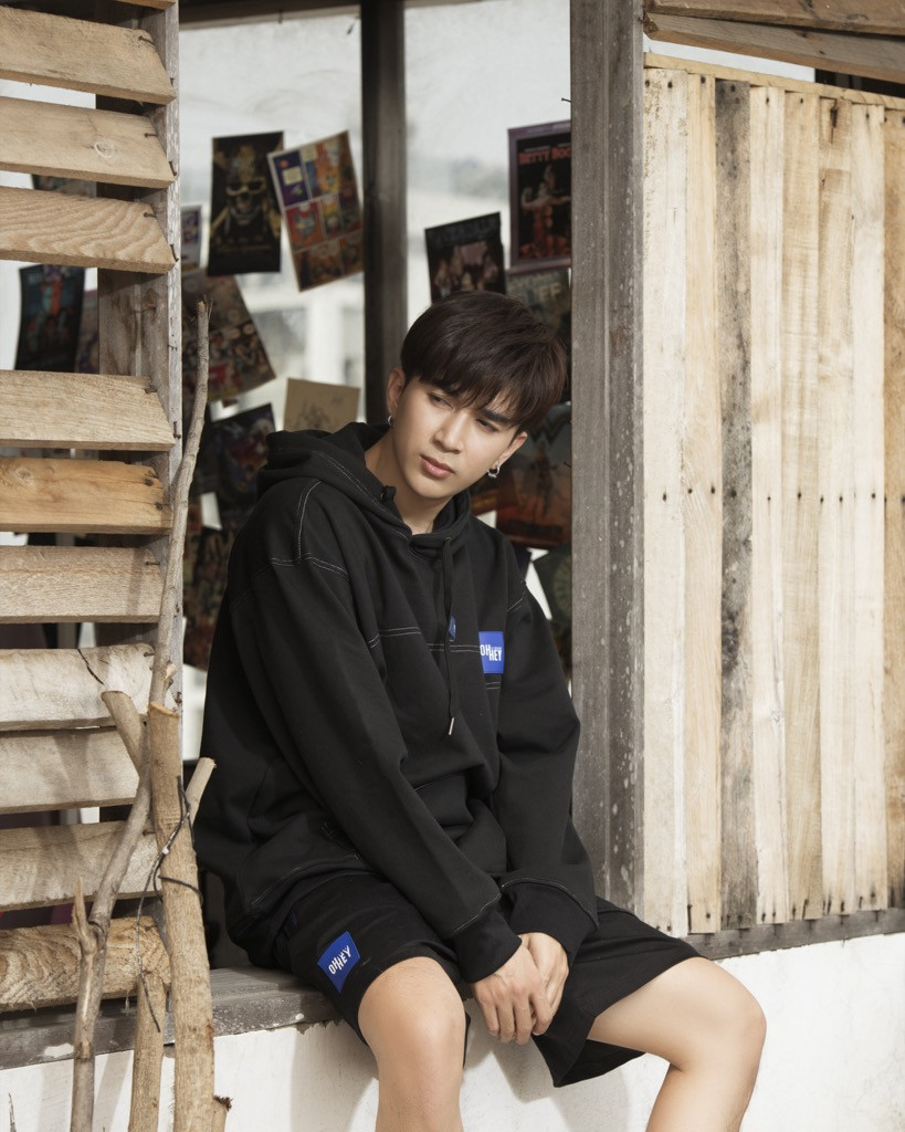 Đón mùa Valentine, Chi Dân chính thức tiết lộ mẫu "người yêu lý tưởng" qua ca khúc mới cực ngọt ngào ảnh 1