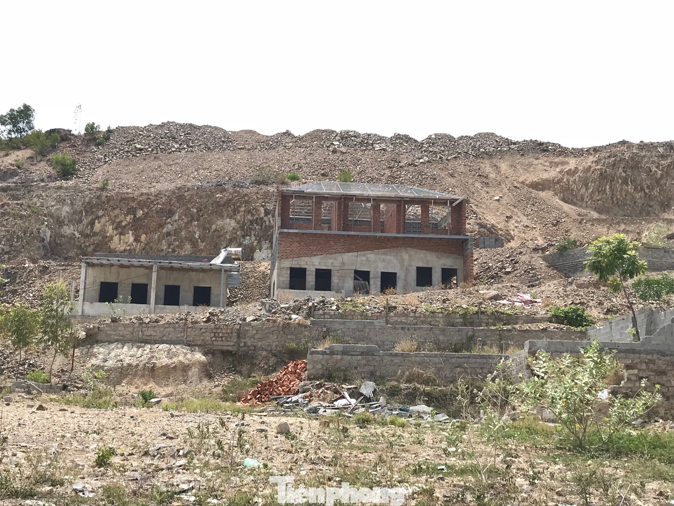 Nhiều dự án núi Cô Tiên xin 'khởi động lại' dù vi phạm quy hoạch ảnh 1