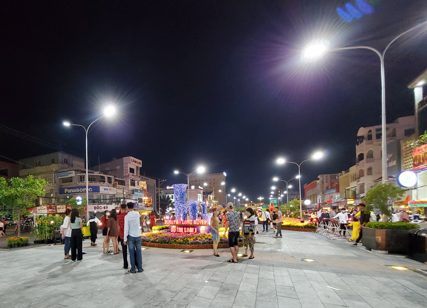 Cả nước chính thức bước sang năm mới Tân Sửu 2021 ảnh 29