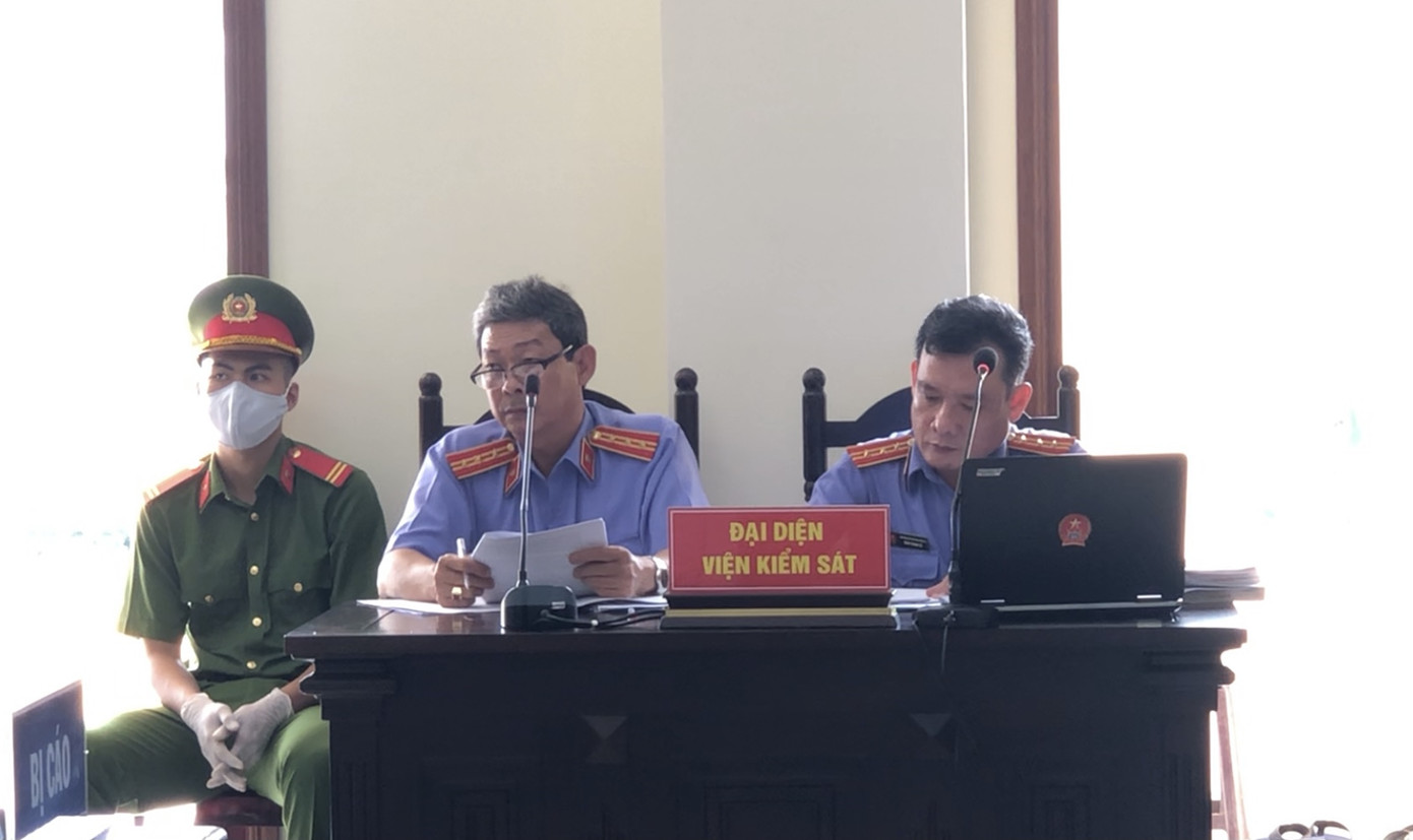 Đánh nhau kiểu 'ăn đứng, thua nằm', 24 bị cáo lĩnh án ảnh 2