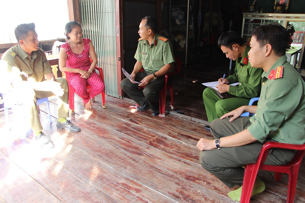 Mới nhất vụ vận chuyển 51kg vàng trái phép qua biên giới: Vận động đầu thú ảnh 3