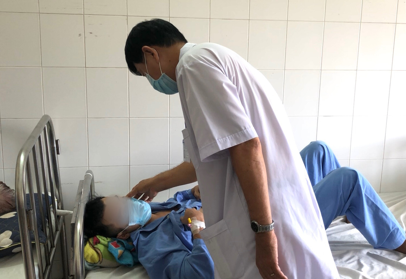 Nam thanh niên bị gãy dương vật vì thói quen 'kì cục' ảnh 1