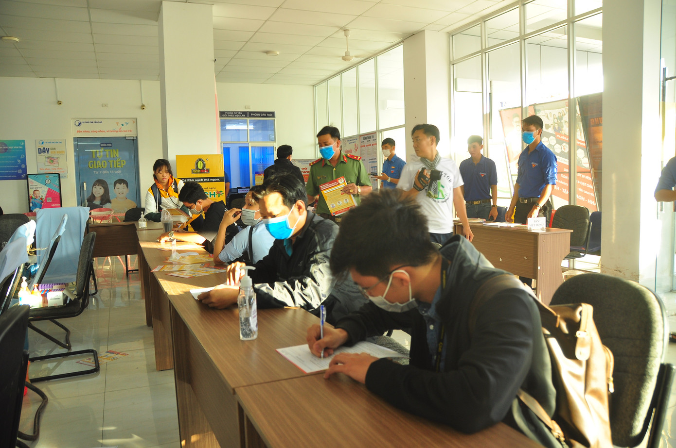 Hưởng ứng Chủ nhật Đỏ hiến máu cứu người tại Cần Thơ ảnh 1