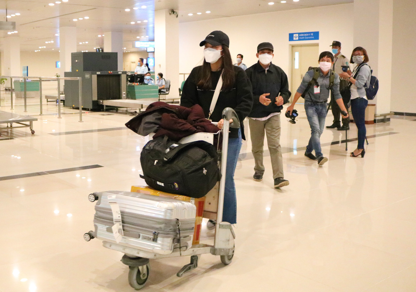 Cần Thơ đón và chuyển gần 700 hành khách về các khu cách ly ảnh 1