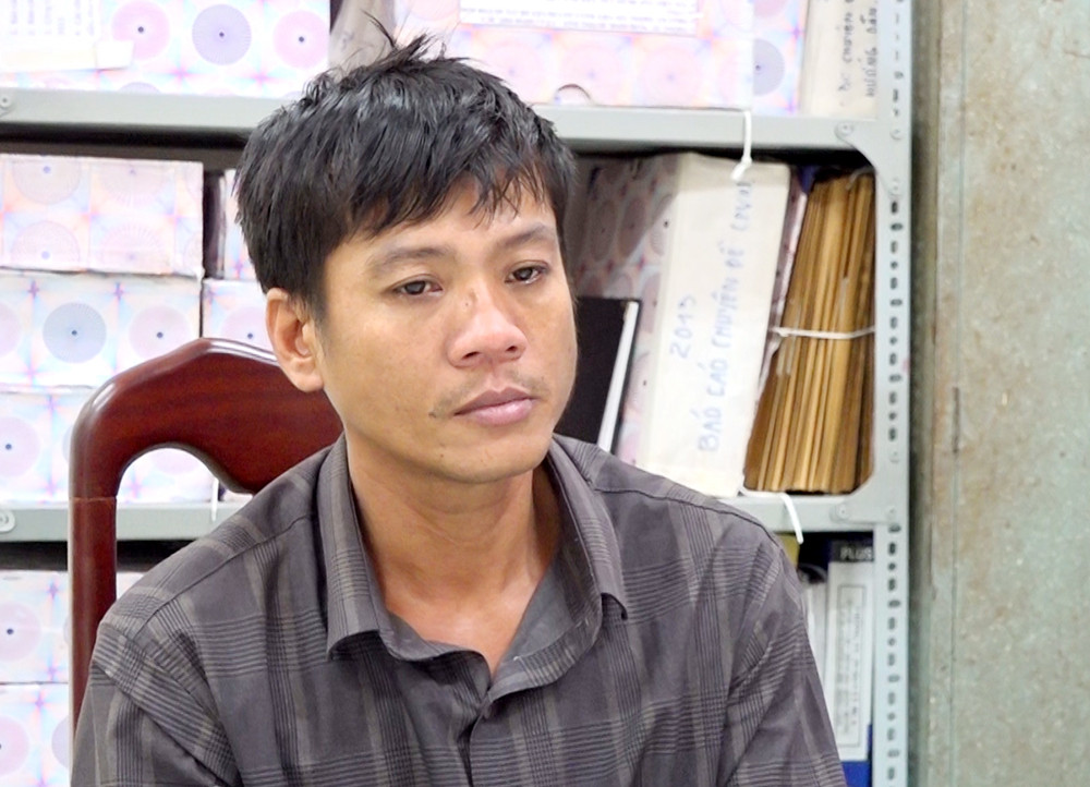 Đưa người xuất nhập cảnh trái phép để nhận tiền công 2 triệu đồng ảnh 1