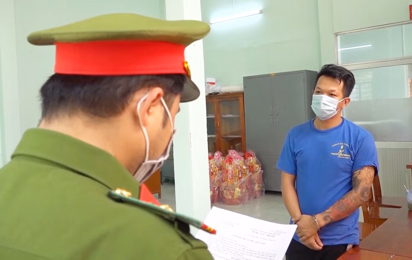 'Con bạc' hành hung người thi hành công vụ hòng thoát thân ảnh 1
