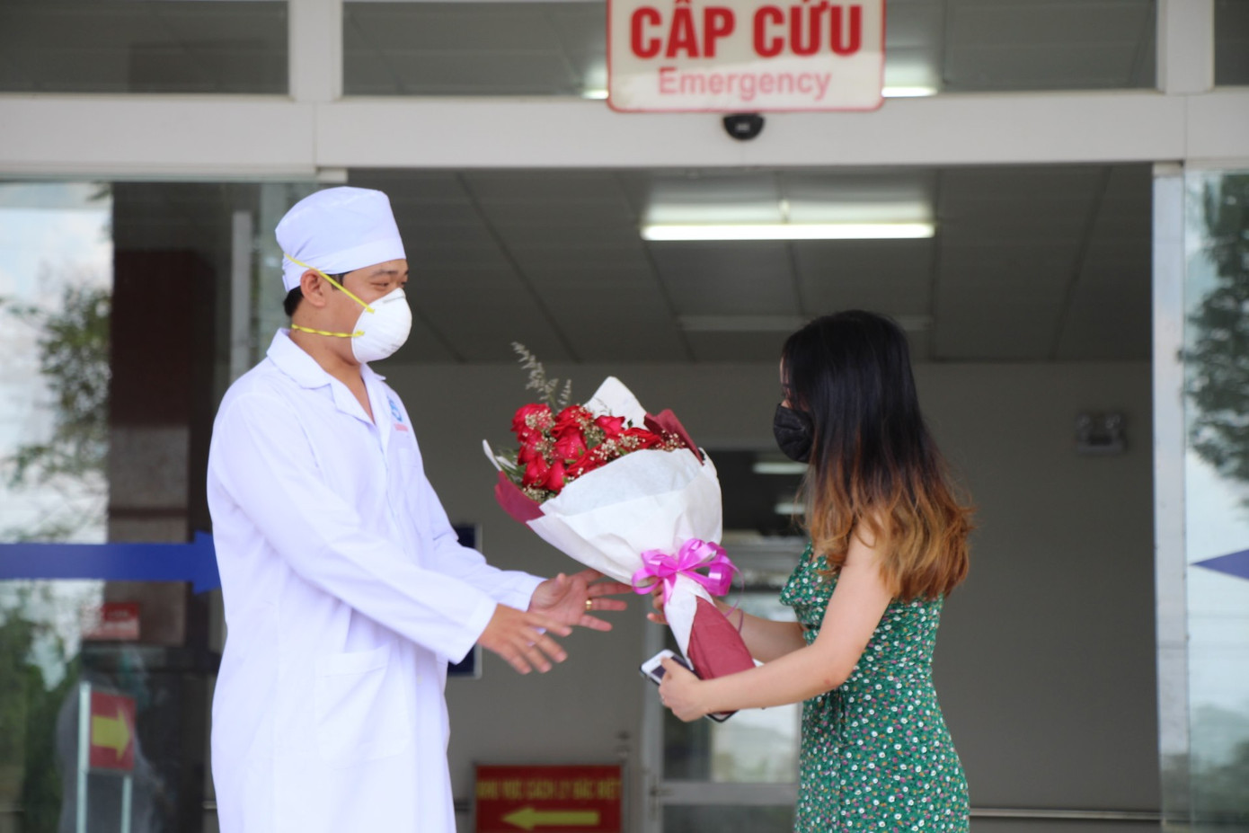 Bệnh nhân mắc COVID -19 thứ 154 xuất viện ở Cần Thơ ảnh 1