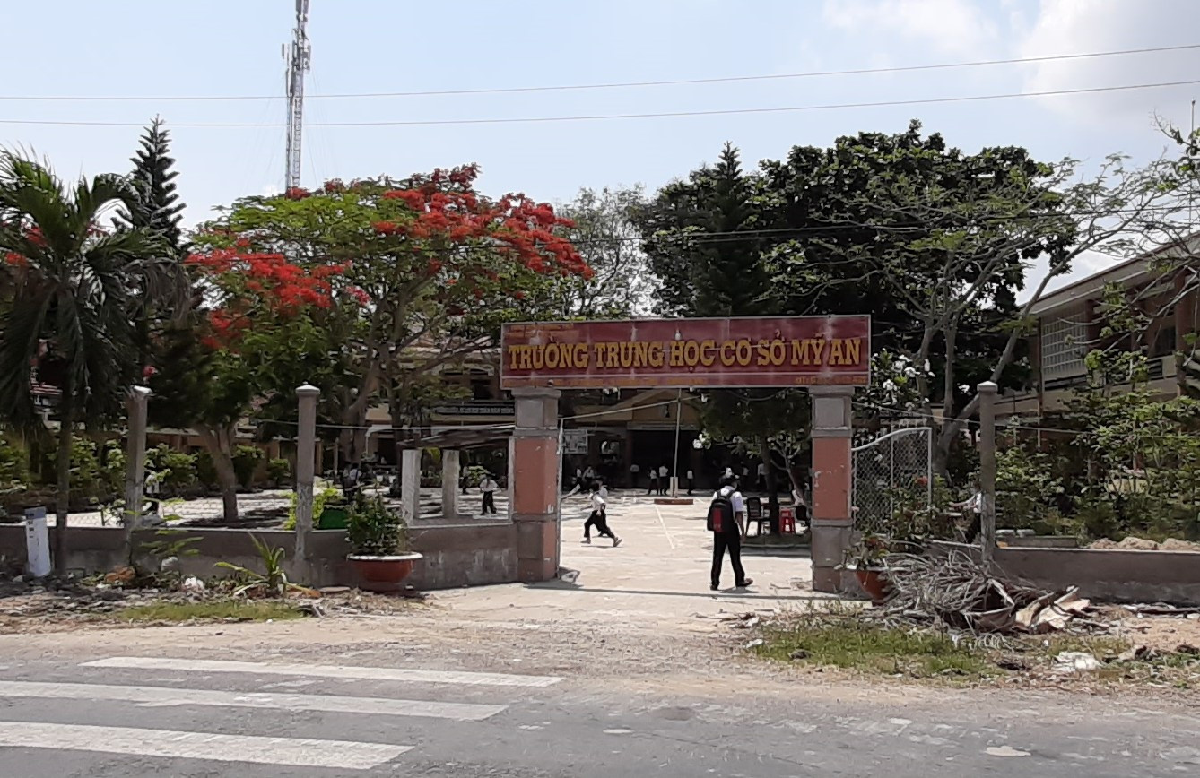 Trường có 165 bài thi được nâng điểm: Hiệu trưởng xuống làm giáo viên ảnh 1