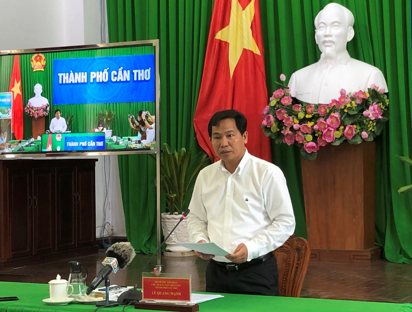 Cần Thơ dự kiến cho phép cơ sở kinh doanh thiết yếu hoạt động trở lại ảnh 1