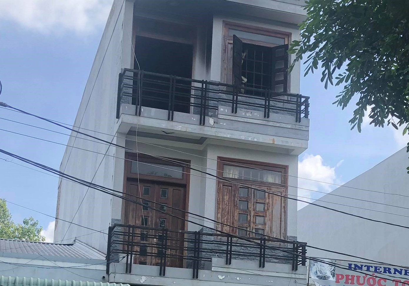 Đến nhà bạn ngủ qua đêm, người đàn ông bị chém và đốt chết tại chỗ ảnh 2