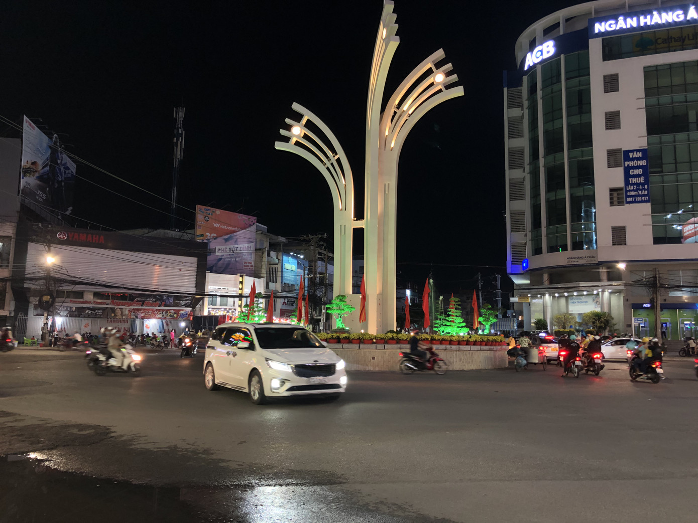 Cả nước chính thức bước sang năm mới Tân Sửu 2021 ảnh 27