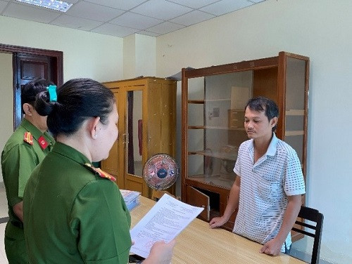 Chiếm đoạt 11 tỉ đồng, nguyên Phó Trưởng phòng thị trường cung ứng bị khởi tố ảnh 1