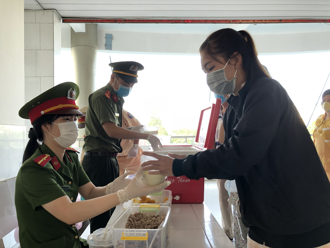 Bát cháo yêu thương, lan tỏa nghĩa tình ảnh 16