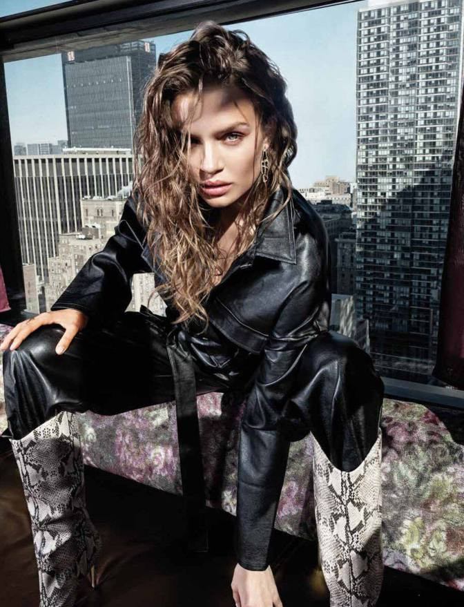 'Thiên thần nội y' cởi đồ, khoe thể hình tuyệt mỹ trên tạp chí ảnh 6