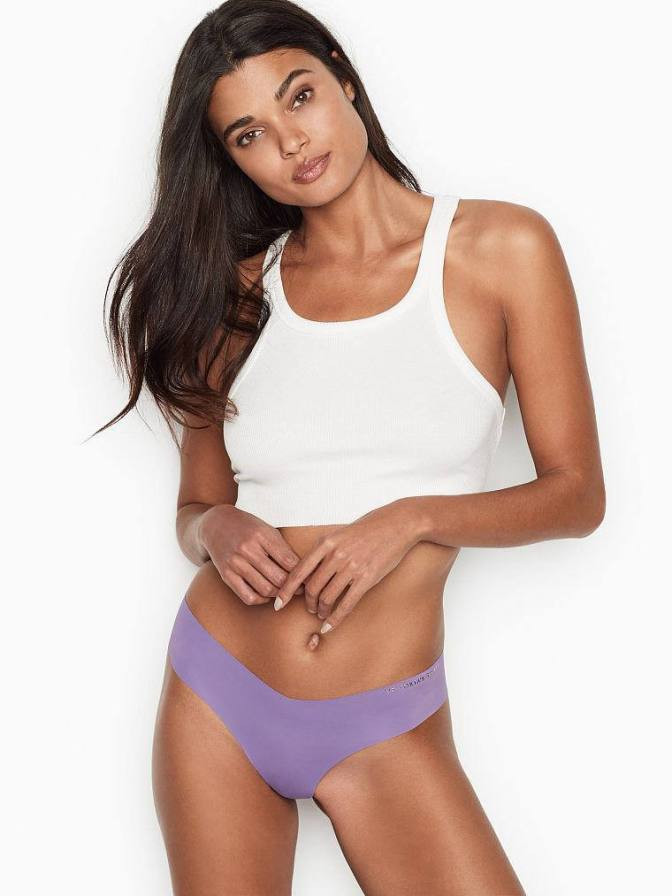 Mẫu nội y Daniela Braga 'bốc lửa' đầy khiêu khích ảnh 8