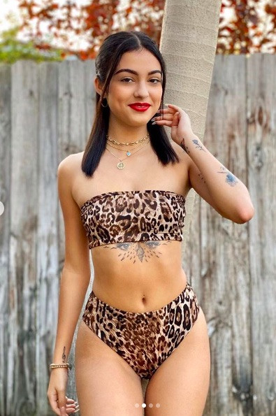 Cô gái Cuba 18 tuổi mặt đẹp như trăng rằm, thân hình gợi cảm 'đốt mắt' ảnh 4