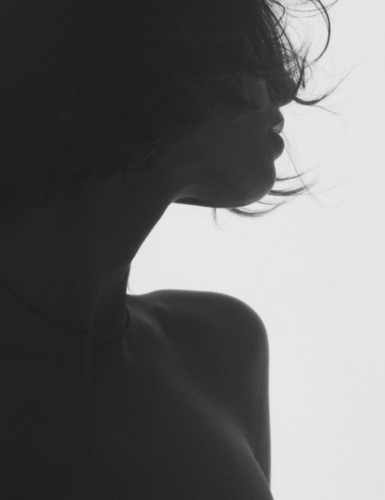 Loạt ảnh bán nude đẹp như tạc tượng của chân dài nước Úc cao 1m83 ảnh 6