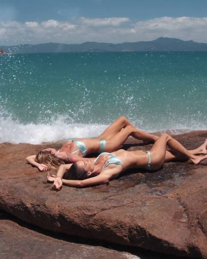 Người đẹp Brazil nóng bỏng đầy mê hoặc với áo tắm ảnh 10