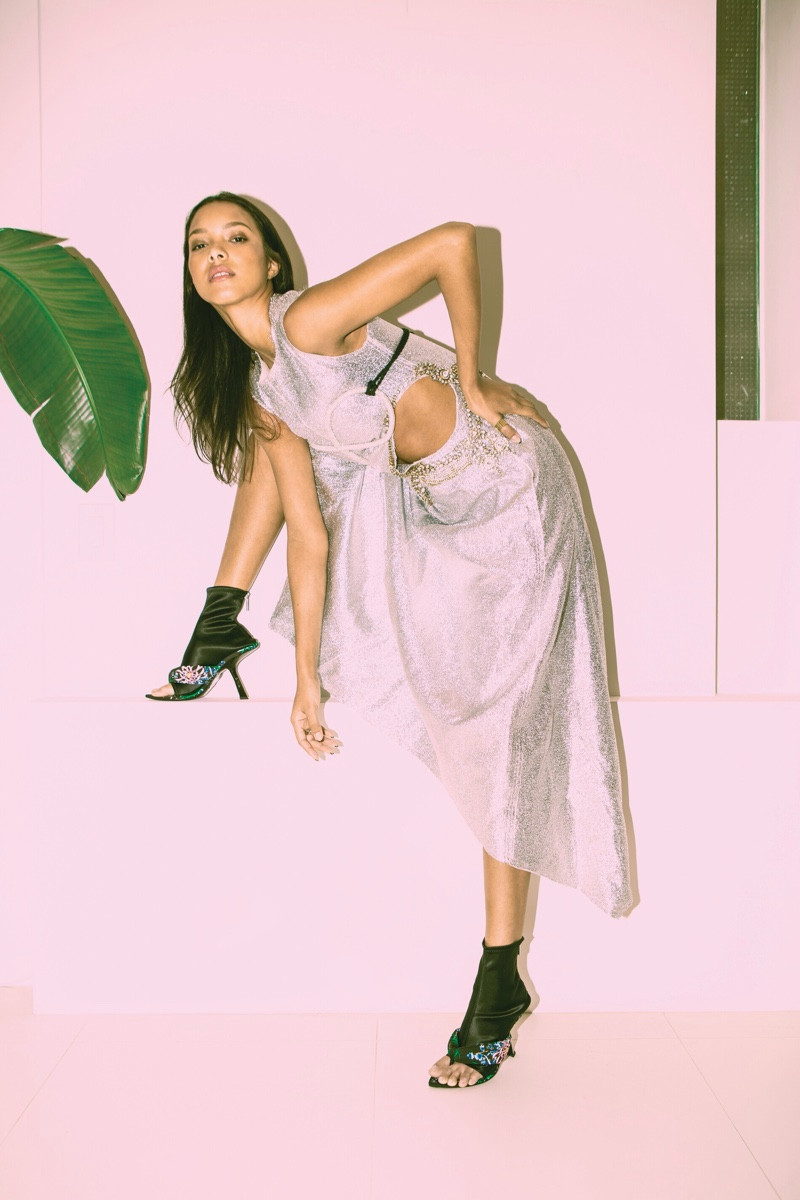 Ngưỡng mộ vóc dáng 'thiên thần nội y' Lais Ribeiro cao 1m84 ảnh 8