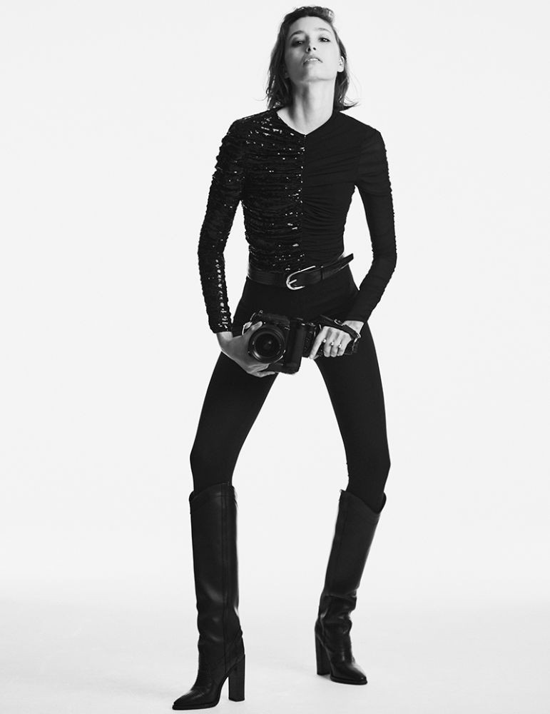 Loạt ảnh bán nude đẹp như tạc tượng của chân dài nước Úc cao 1m83 ảnh 14