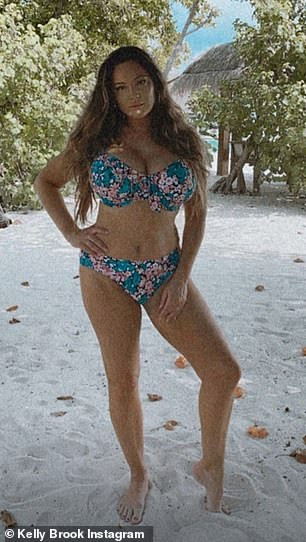 Mỹ nhân có thể hình 'kỳ quan thứ 8' thả dáng cực gợi cảm với áo tắm ảnh 5