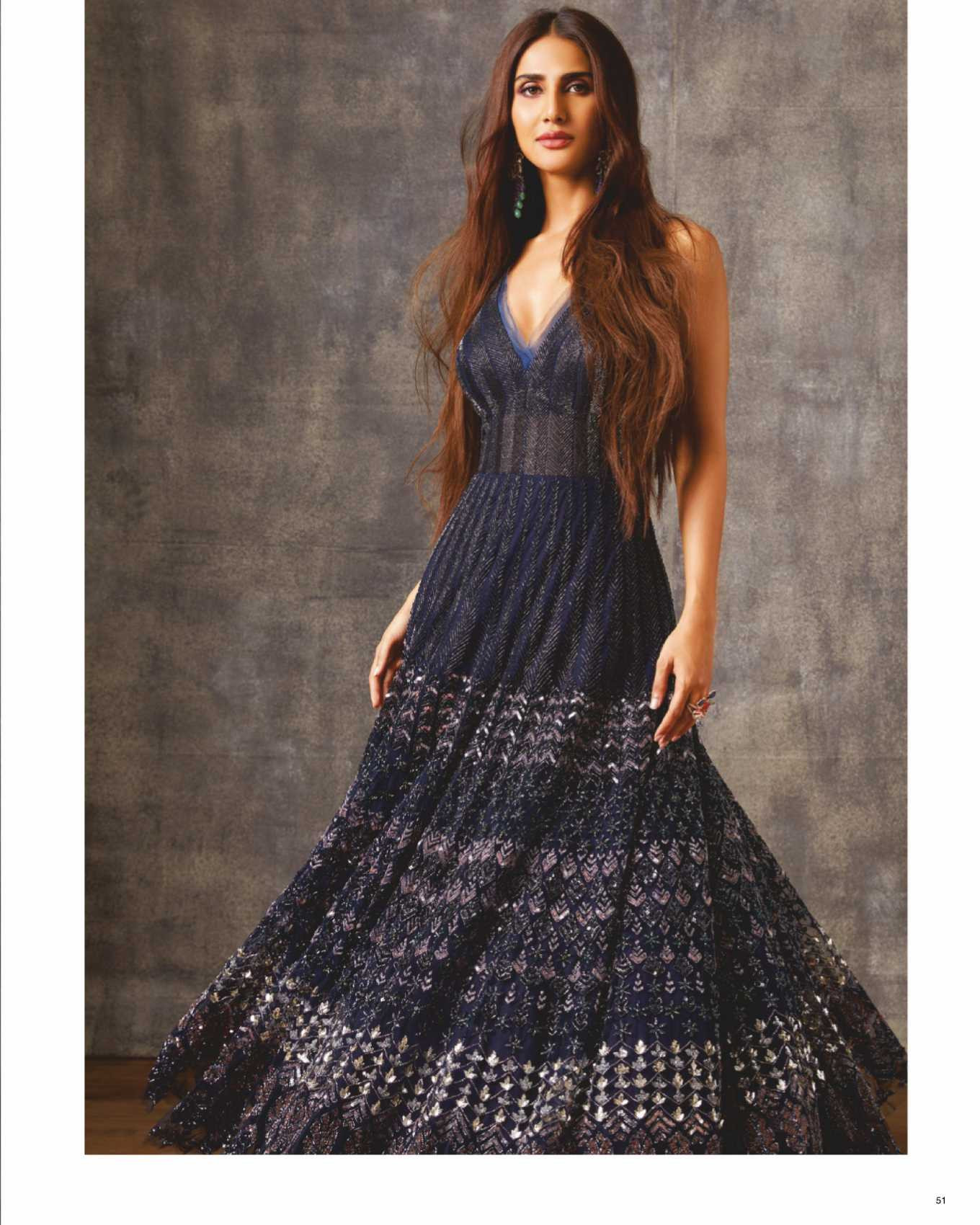 Mê mẩn ngắm mỹ nhân Ấn Độ nổi tiếng sở hữu vẻ đẹp siêu thực ảnh 2