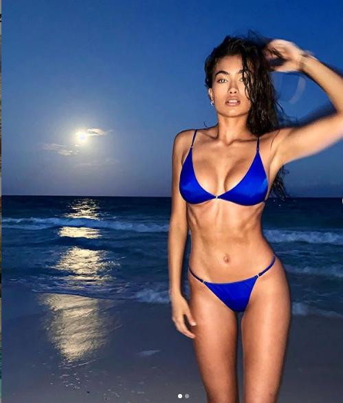 Siêu mẫu 9x cao 1m80 mặc bikini khoe dáng hoàn hảo đẹp mê mẩn ảnh 2