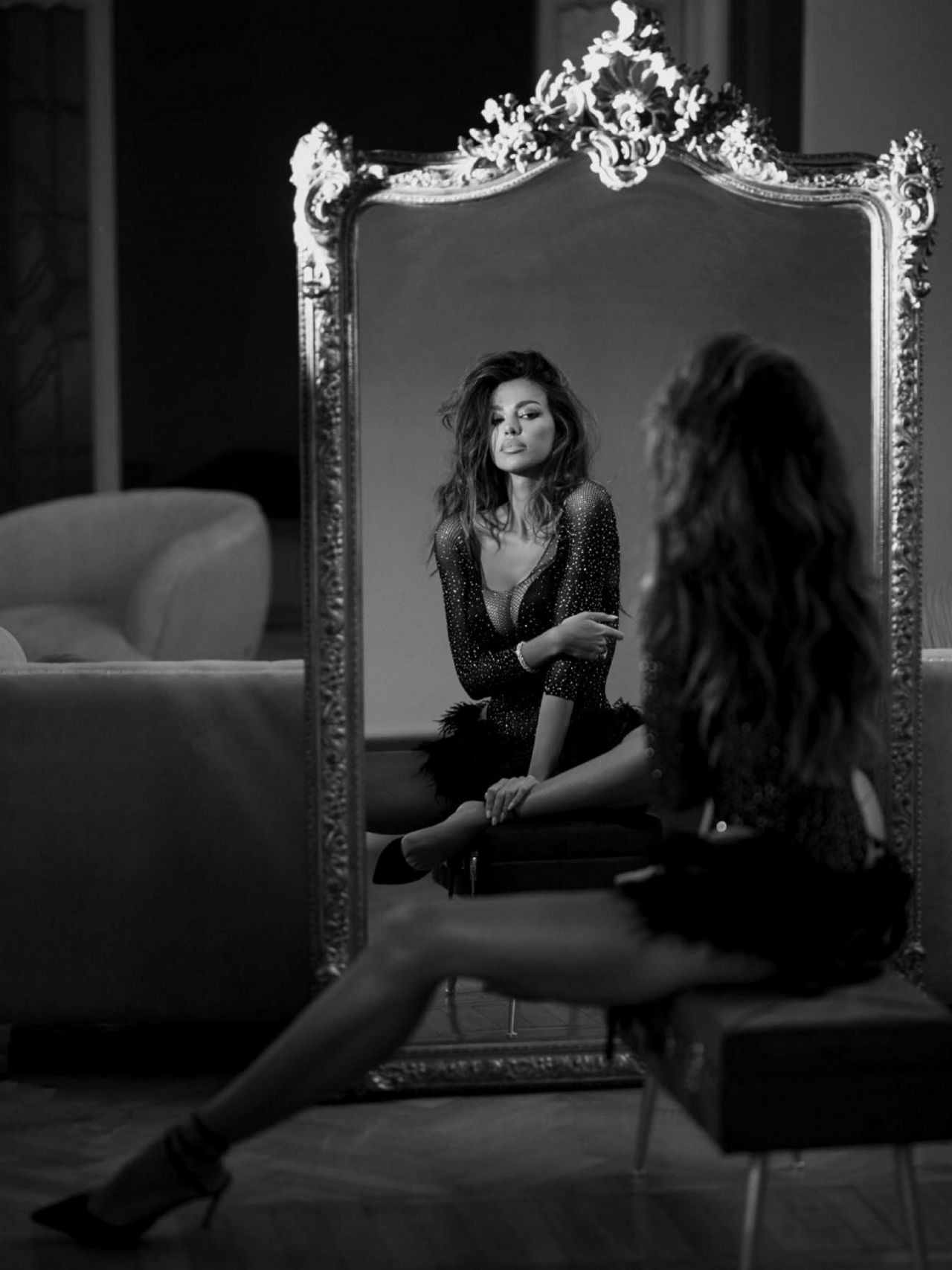 Madalina Ghenea khoả thân trên tạp chí đàn ông, nóng bỏng 'gây mê' ảnh 6