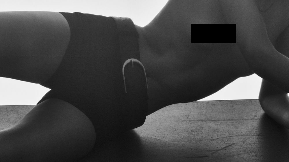 Loạt ảnh bán nude đẹp như tạc tượng của chân dài nước Úc cao 1m83 ảnh 5