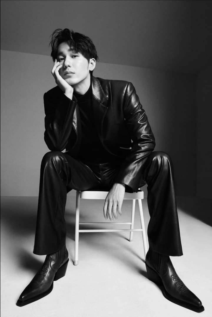 Dương Mịch cá tính với tóc ma-nơ-canh, sánh đôi cùng Bạch Vũ trên Harper's BAZAAR ảnh 6