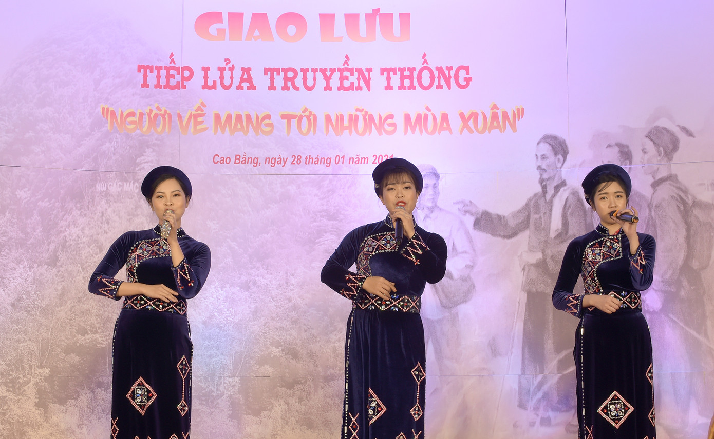 Thế hệ trẻ một lòng theo Đảng và Bác Hồ, dựng xây đất nước ảnh 1