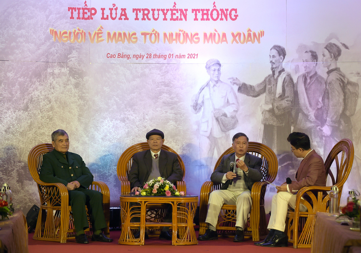 Thế hệ trẻ một lòng theo Đảng và Bác Hồ, dựng xây đất nước ảnh 4