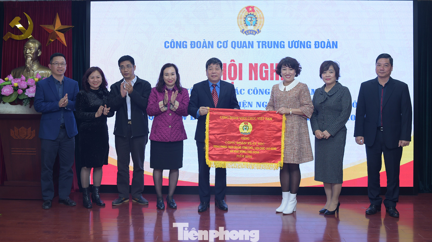 Công đoàn tham gia xây dựng chính sách, tháo gỡ các vấn đề bức xúc ảnh 5