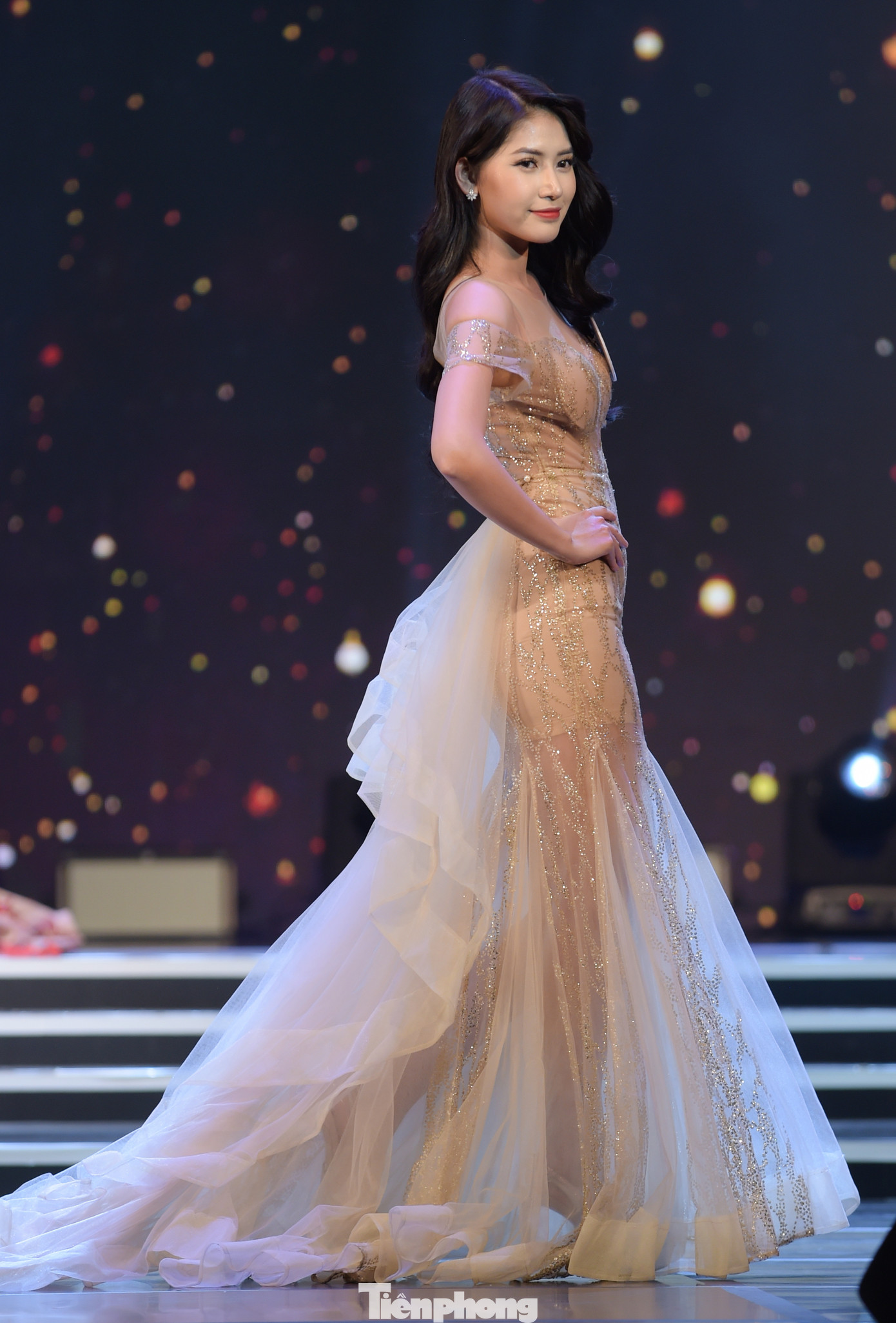 Nữ sinh ĐH Nam Cần Thơ Lê Thị Tường Vy đăng quang Hoa khôi Sinh viên Việt Nam 2020 ảnh 12