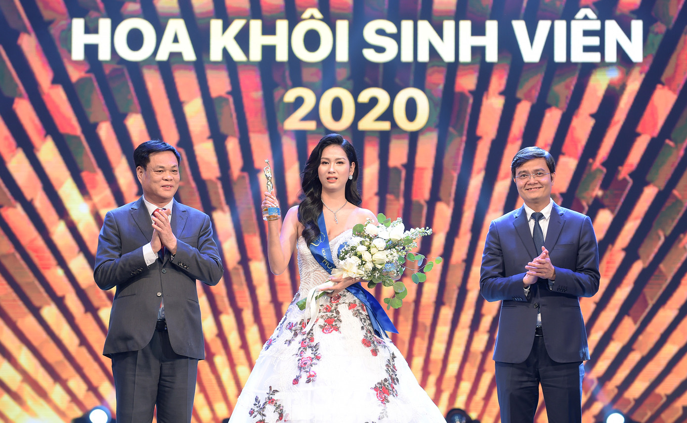 Nữ sinh ĐH Nam Cần Thơ Lê Thị Tường Vy đăng quang Hoa khôi Sinh viên Việt Nam 2020 ảnh 22