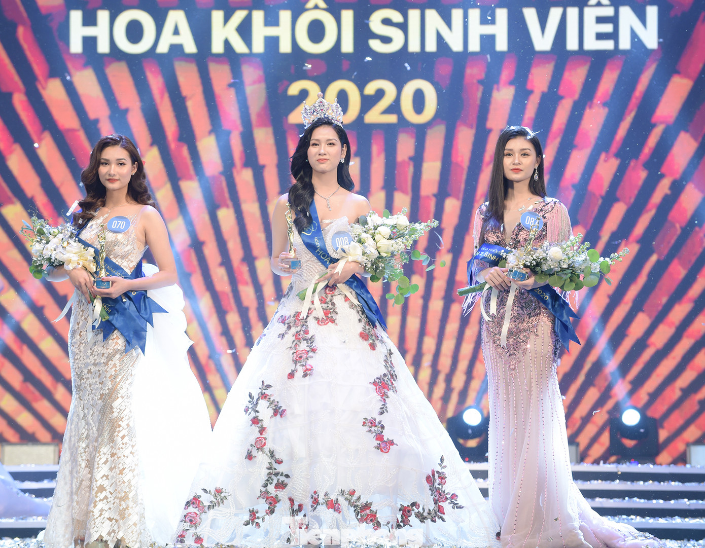 Nữ sinh ĐH Nam Cần Thơ Lê Thị Tường Vy đăng quang Hoa khôi Sinh viên Việt Nam 2020 ảnh 23