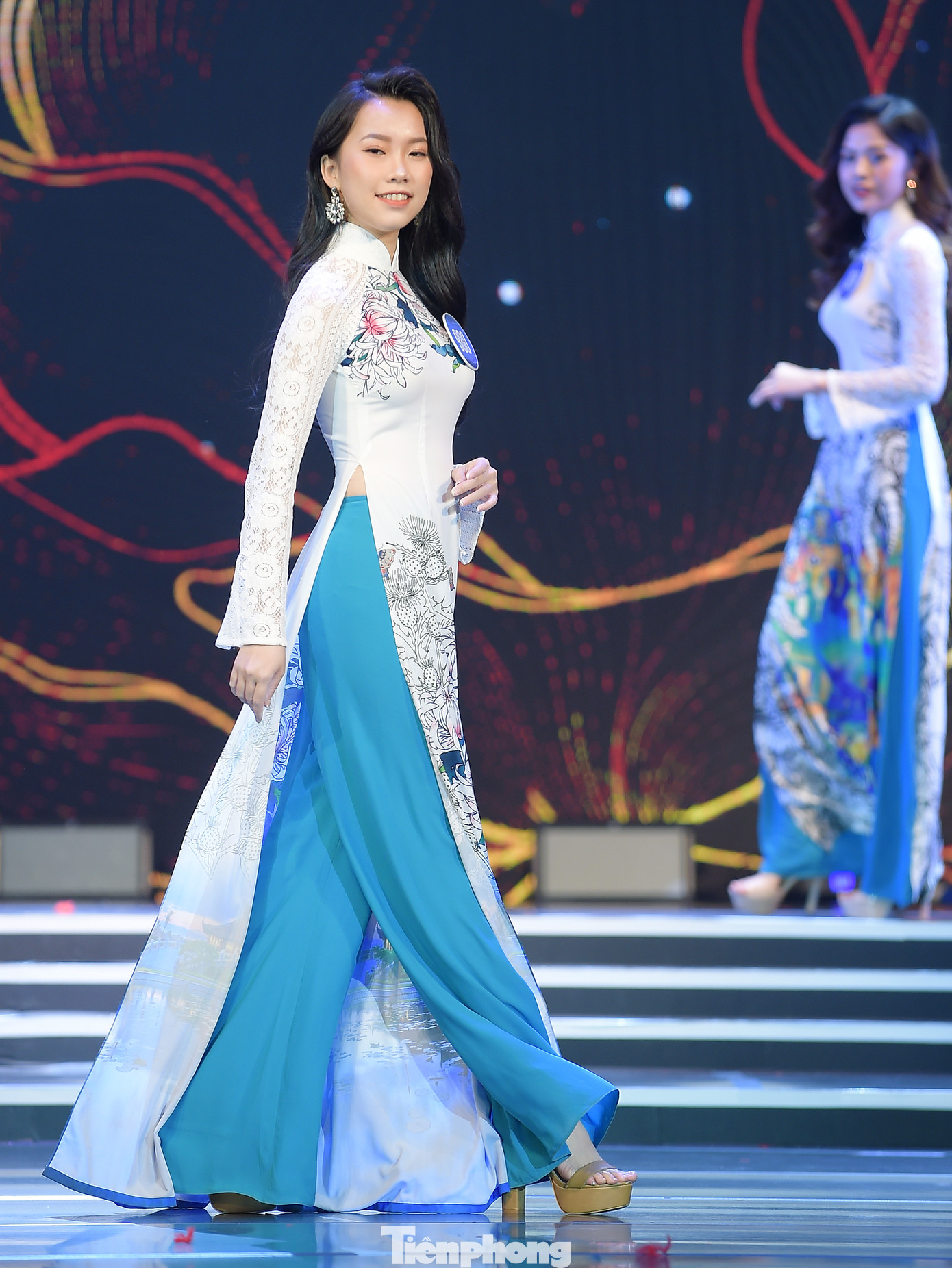 Nữ sinh ĐH Nam Cần Thơ Lê Thị Tường Vy đăng quang Hoa khôi Sinh viên Việt Nam 2020 ảnh 7