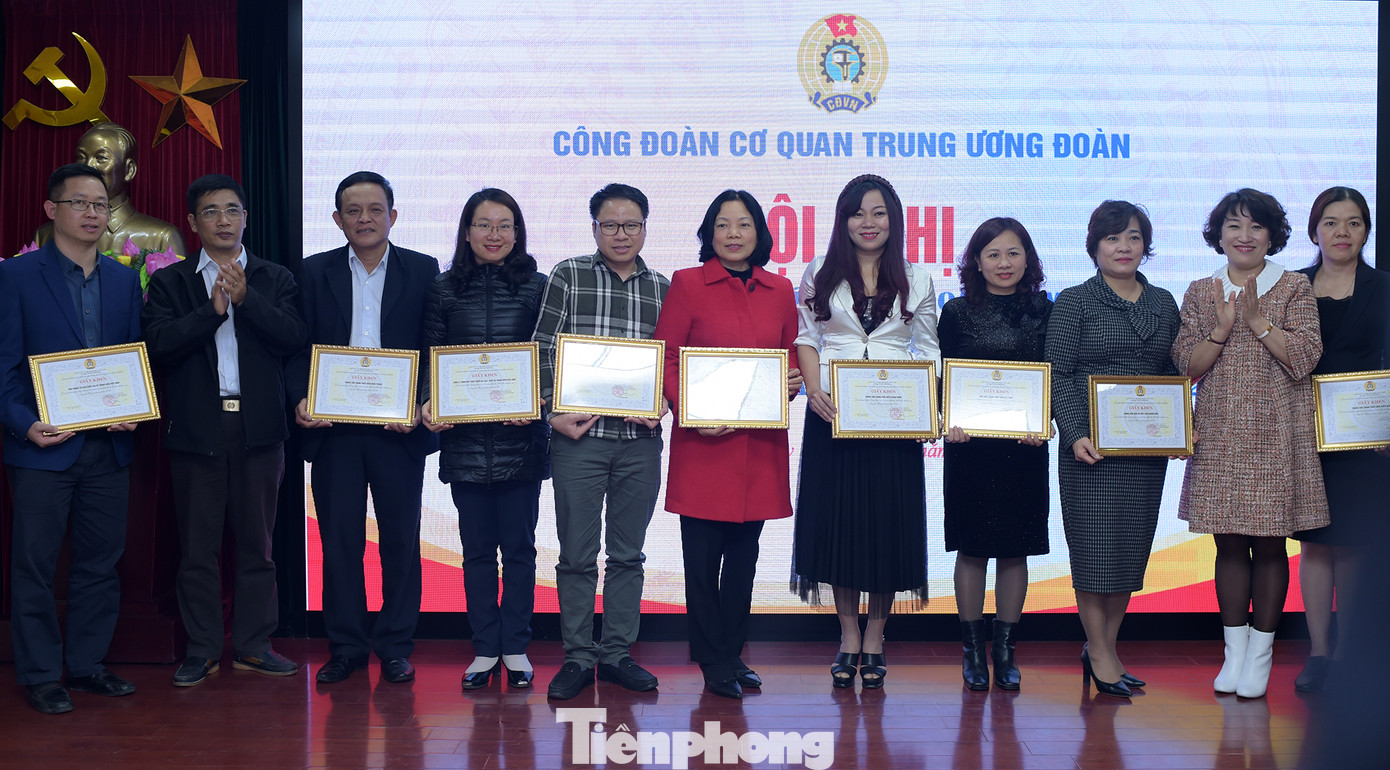 Công đoàn tham gia xây dựng chính sách, tháo gỡ các vấn đề bức xúc ảnh 6