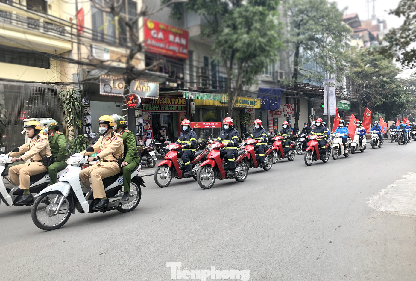 Tuổi trẻ Công an Thủ đô sẻ chia giọt máu tiếp sức Chủ nhật Đỏ 2021 ảnh 7